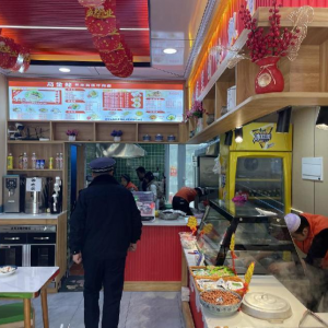 平度市鳳臺執(zhí)法中隊：扎實推進油煙執(zhí)法，守護清新空氣