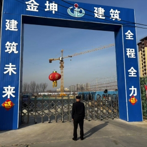 嚴(yán)守防線(xiàn)：同和中隊(duì)建筑垃圾執(zhí)法巡查