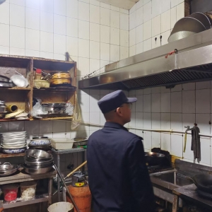 同和中隊：“信用+執(zhí)法”守護城市“煙火氣”， 凈化餐飲“油煙味” ...