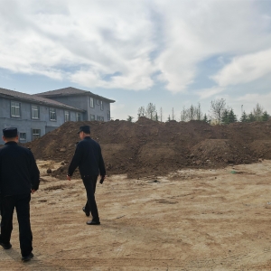 同和中隊：執(zhí)法巡查揚塵污染，筑牢城市藍天的防線